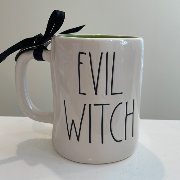 New Rae Dunn x Disney Villains THE EVIL WITCH Mug - Picture 3 of 6